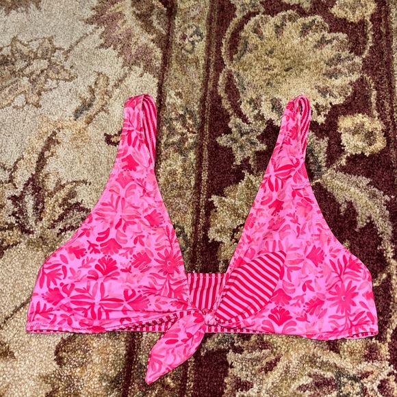 Pink Striped and Floral Reversible Vineyard Vines Bikini Set - Picture 3 of 11